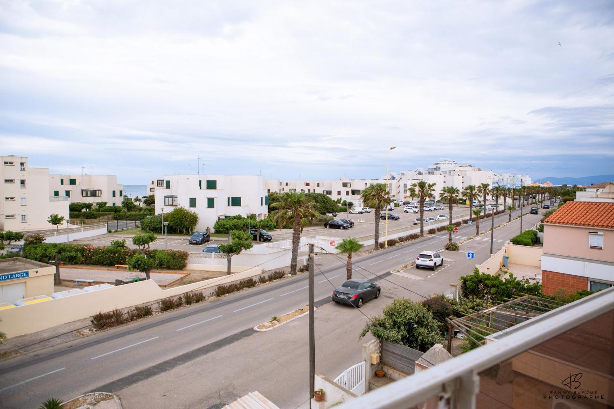Апартаменти Le Bel Vu - Sea View Ле-Баркарес Екстер'єр фото